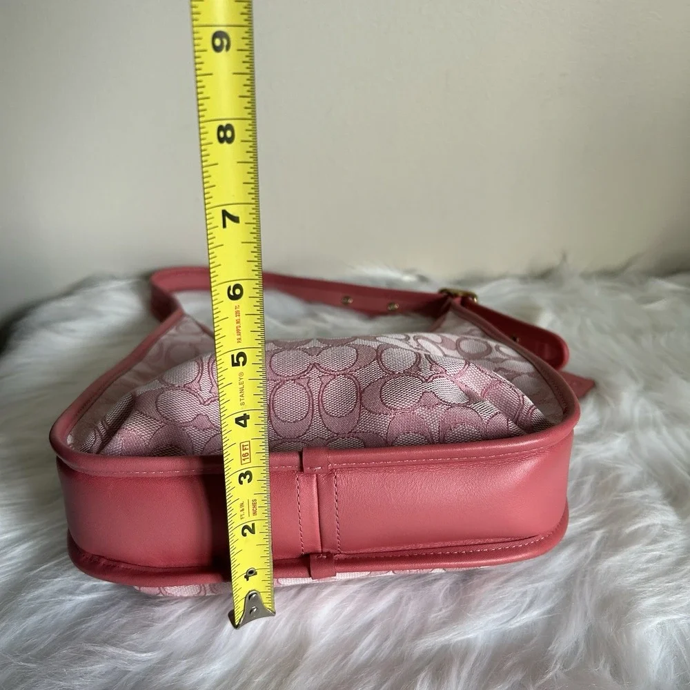 Coach Ergo Pink‎ Signature Jacquard Leather Shoulder Bag C2588 Good
